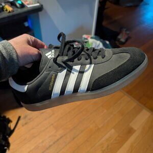 Adidas VeloSamba